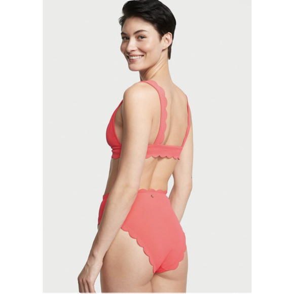 Nwt Victoria’s Secret Scalloped Cheeky Bikini Bottom - Coral Blaze - BOTTOM ONLY - Picture 2 of 3